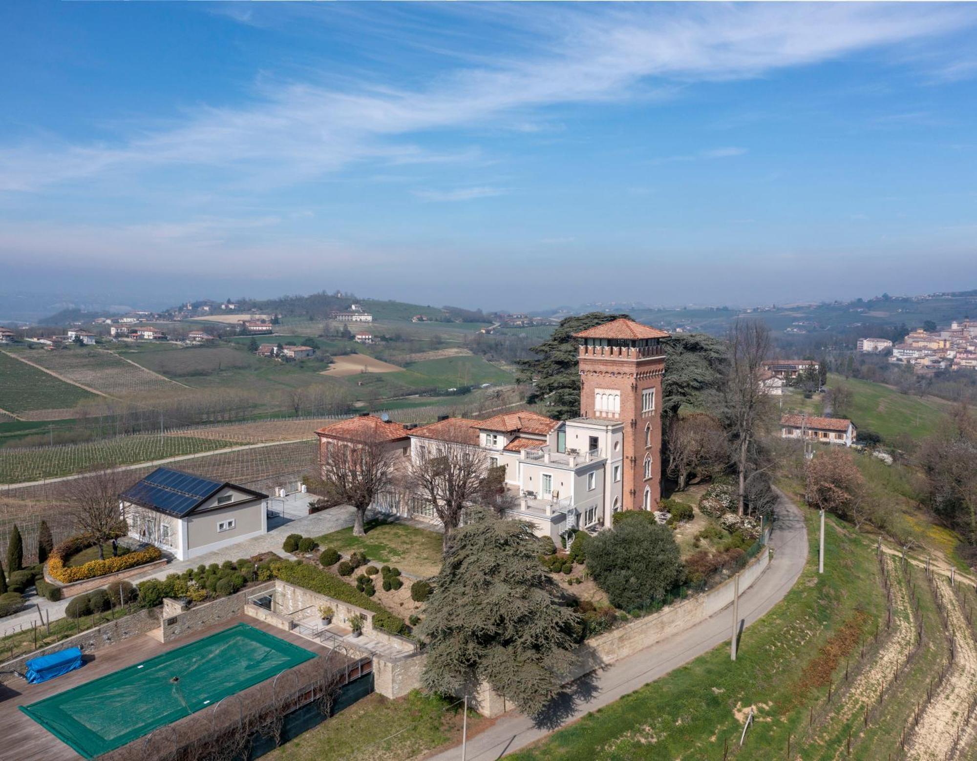 Villa Pattono Relais Costigliole d'Asti Luaran gambar
